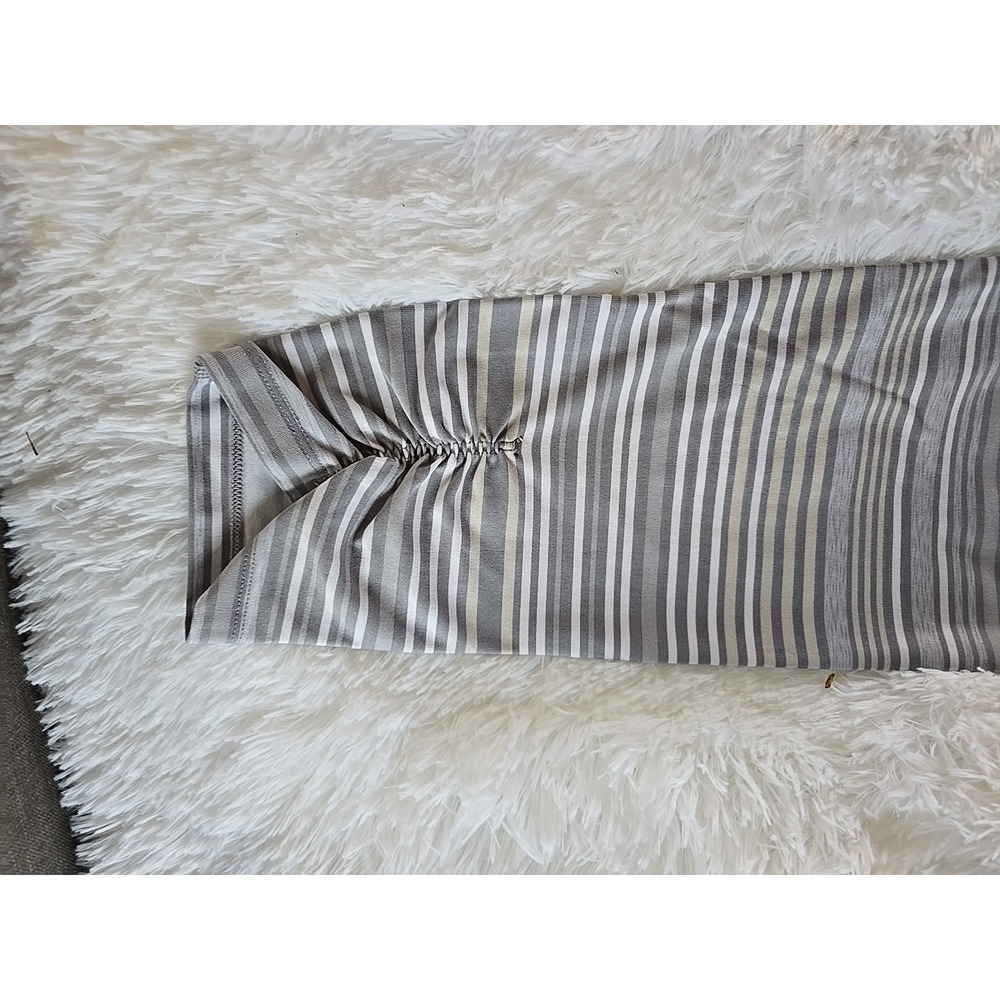 Calvin Klein Performance Wick Women's Gray Striped Leggings Workout Size L - Picture 8 of 13